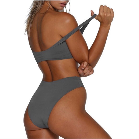 ✨NEW PRICE✨ zip crop bathing suit - Picture 2 of 3